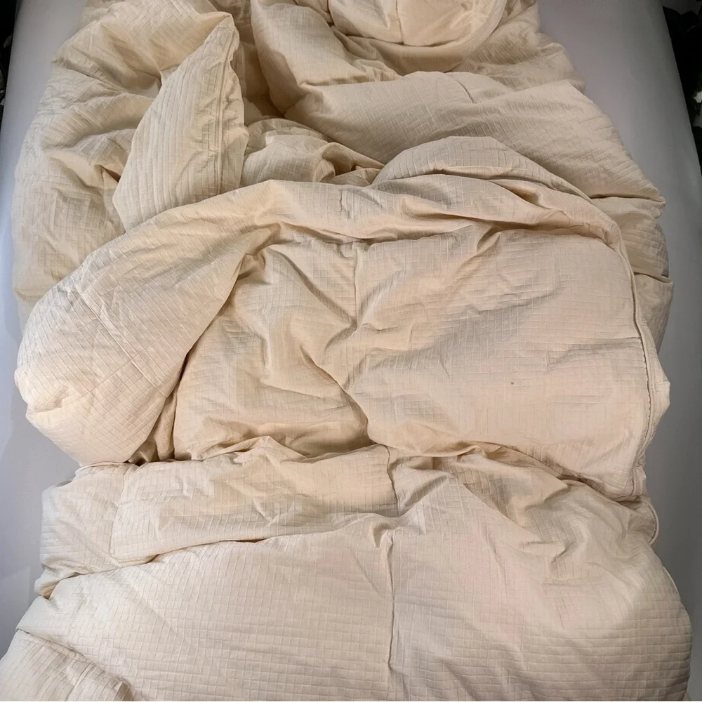 Ralph Lauren Down Comforter Est 1967 Crest Quilted Embroidered Ivory Full Queen
